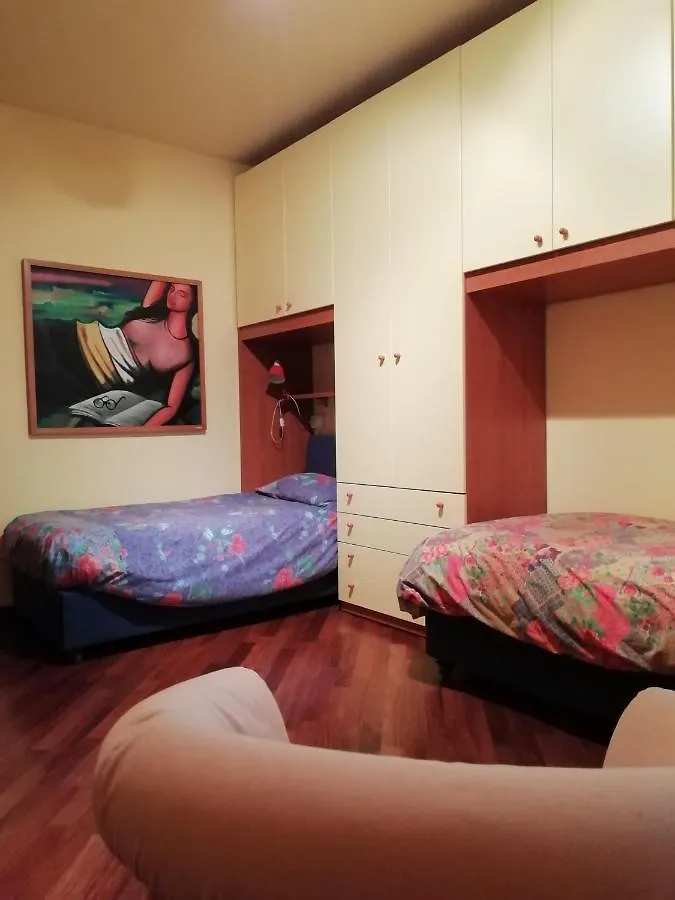 Lovelywillyhome Desenzano del Garda Apartment